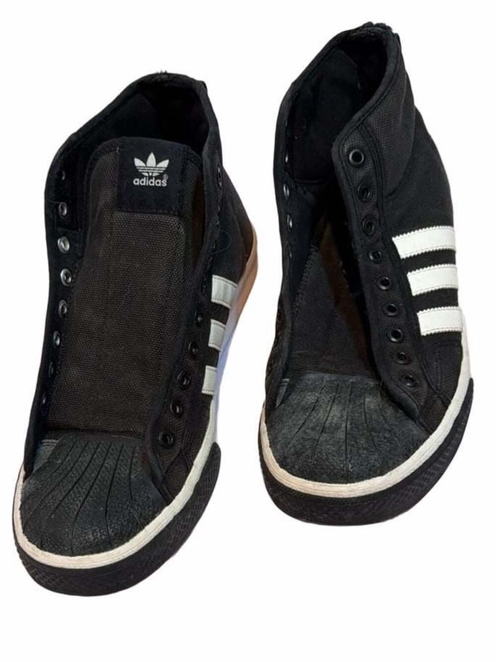 Adidas Nizza Platform Mid Black White Sneakers no Laces
Size 10
